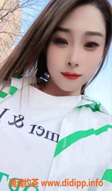 杭州楼凤资源信息,余杭小妖晶，23岁粉嫩性感，400元体验