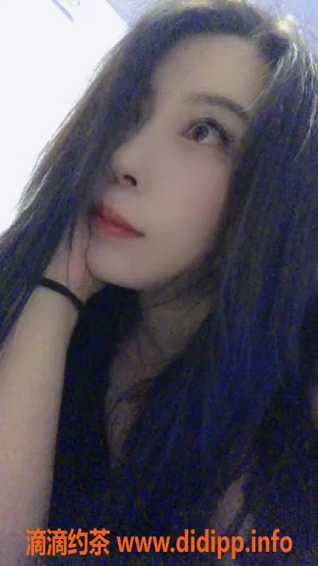 广州楼凤-38D天然大奶李丝丝，160cm，57kg，30岁