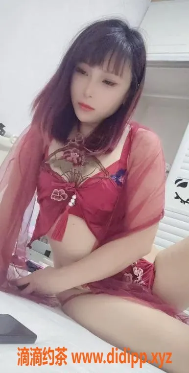 郑州楼凤资源信息,郑州金水区少妇，口技一流，400元双飞体验