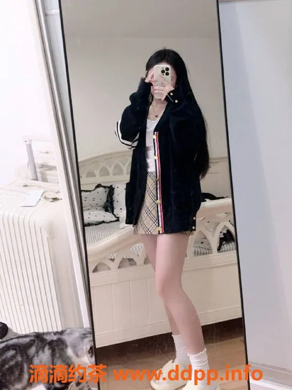 深圳楼凤资源信息,深圳小冰冰，19岁D罩杯，身高162，服务优质