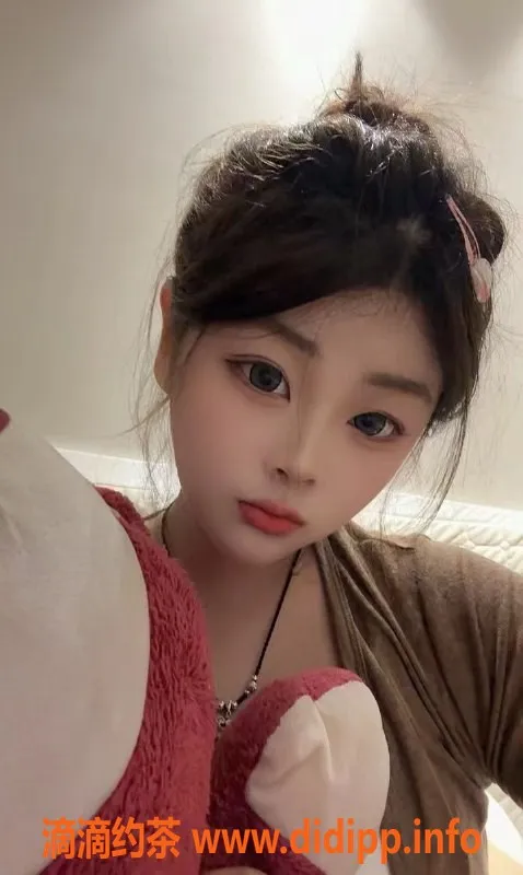 上海楼凤-普陀崽崽，05年嫩妹，36C，45kg，900元起