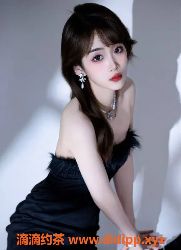 上海楼凤-普陀林雪儿福利价：1000P，服务超赞！