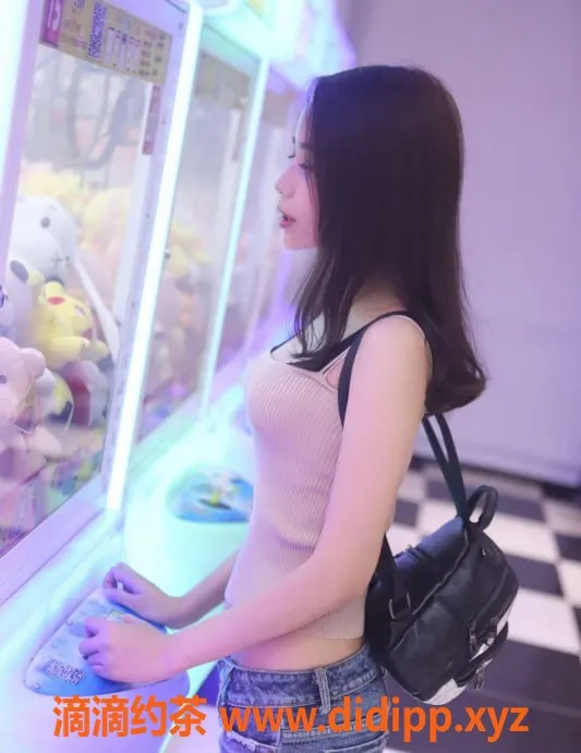 上海楼凤资源信息,上海普陀区400元超会聊天妹子