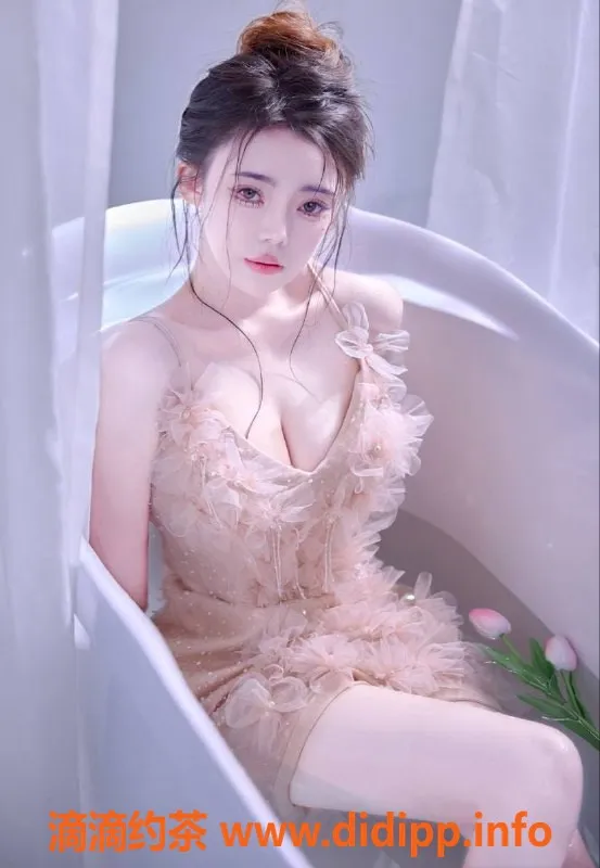 上海楼凤-普陀小嘉欣限时优惠，福利价1200P