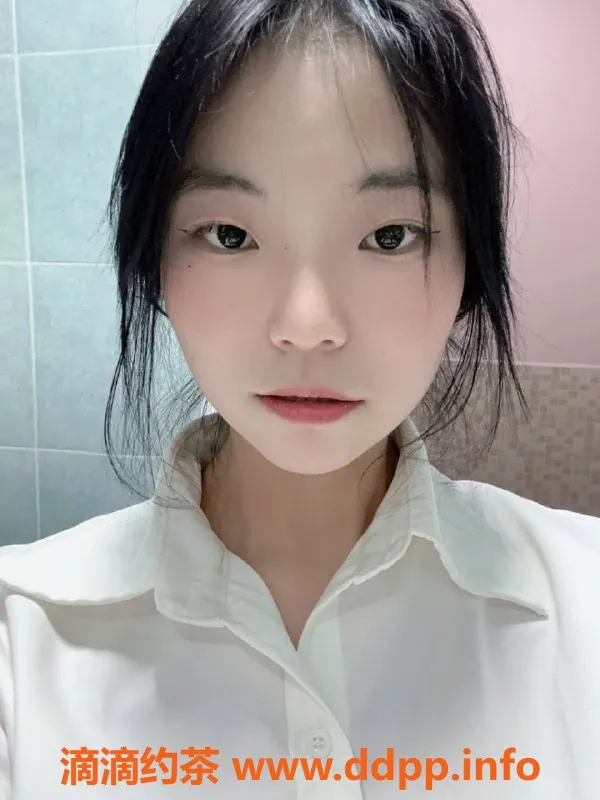 广州楼凤资源信息,佛山曼曼，1200pp嫩妹上门服务，双飞SM体验