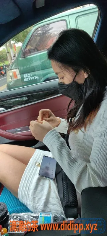 上海楼凤资源信息,普陀郑泫雅拍卖福利，限时1000P！