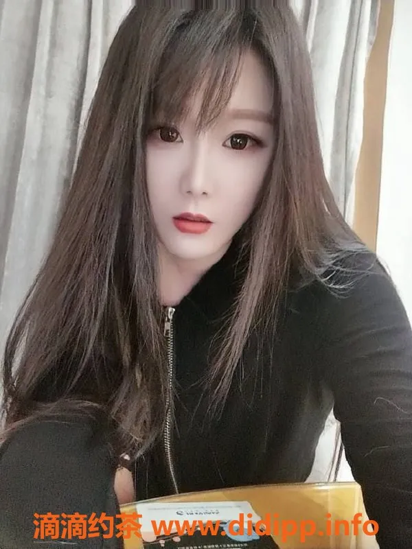 东莞楼凤-小酥酥，南城特选，服务超值，P/500 PP/1000