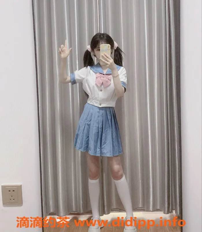 杭州外围-杭州小不点白小纯165高90斤甜美服务