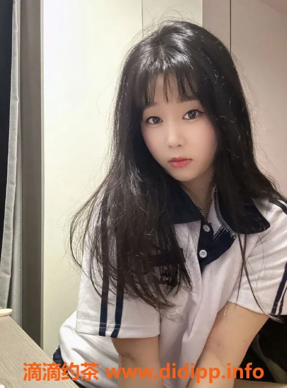 深圳楼凤资源信息,宝安果粒橙，800元口爆服务，超值体验