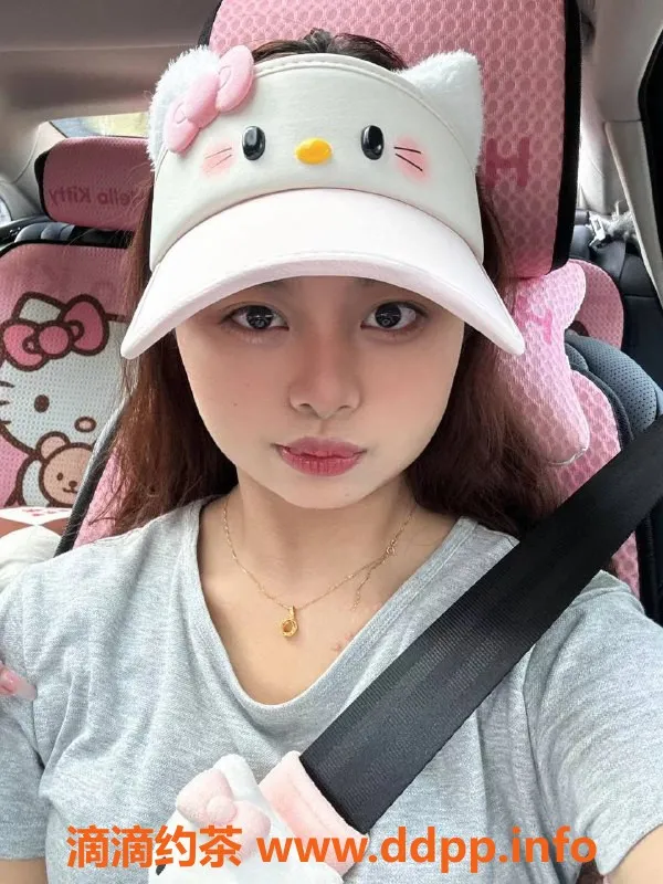 广州楼凤-天河嫩妹木子，800p大胸SM服务