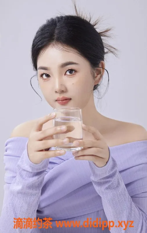 杭州楼凤-上城区小琴，温柔可心的性感陪伴