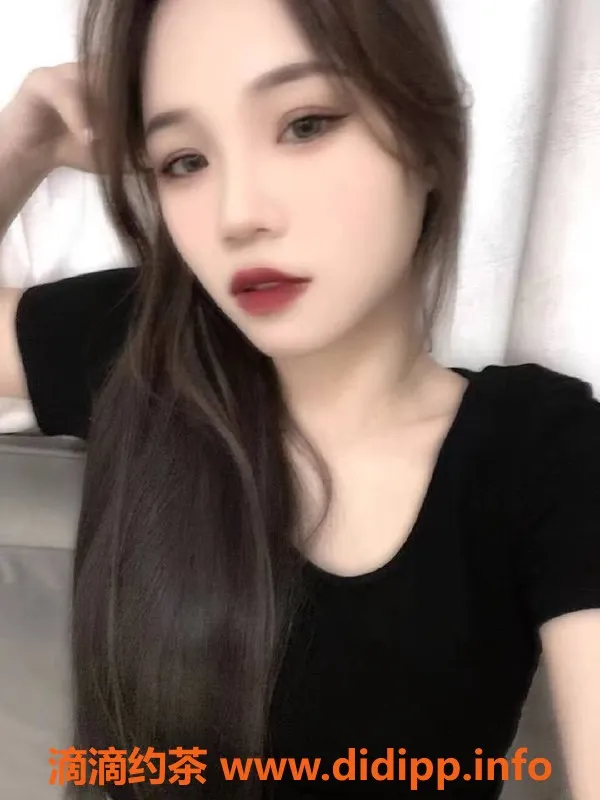 广州楼凤-番禺嫩妹茜茜，600p舌吻服务体验