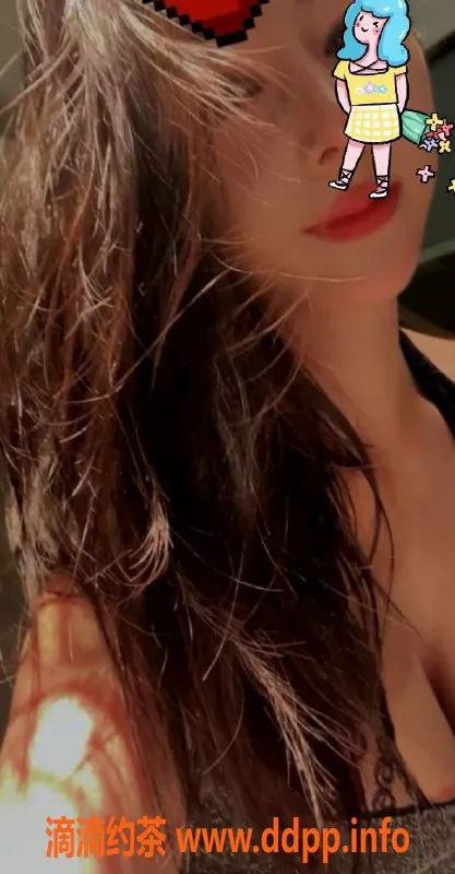 昆明楼凤-盘龙区粉玫瑰，甜美娇媚，私聊约她！