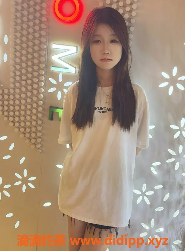 广州楼凤-番禺渔人嫩妹，水费700p，私密服务