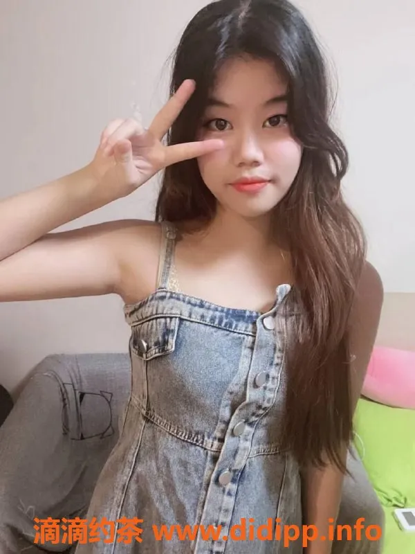 厦门楼凤资源信息,海沧区多多，800元乳交，69服务！