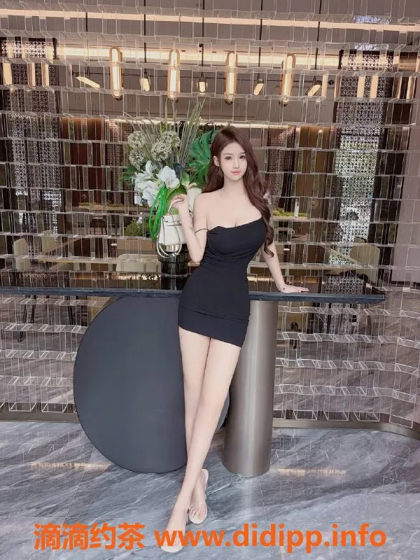 深圳楼凤-深圳福田雨萌，165高、E胸，1400元/次