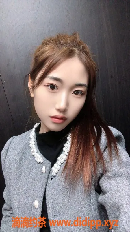 长沙楼凤-开福区小妮子，性价比高仅500p三件套