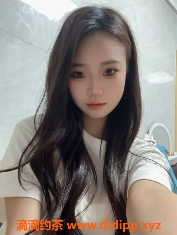 深圳楼凤-深圳宝安小琪，165cm身高，46kg，C罩杯，超值体验！