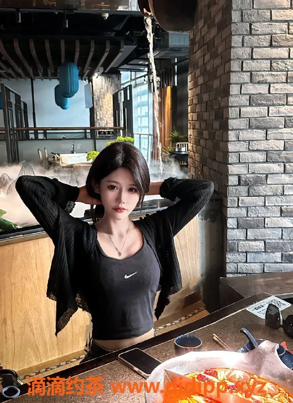 深圳楼凤资源信息,南山Vicky，165C，44kg，千五档服务