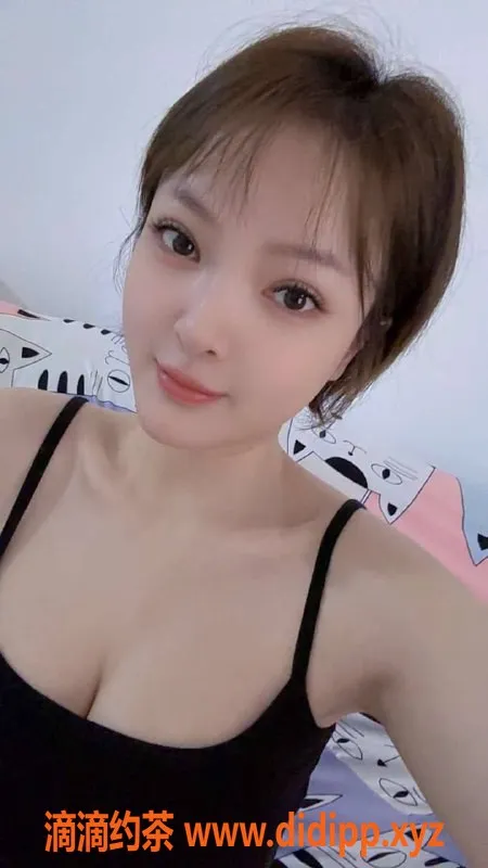 广州楼凤-天河御姐多多，600p大胸自拍诱惑