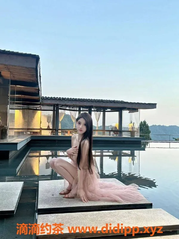 北京楼凤-北京小志，甜美南方妹子，零零后A4腰蜜桃臀