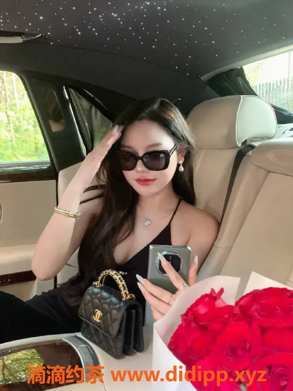 深圳楼凤-南山佳酱，1000元起，多项服务等你体验