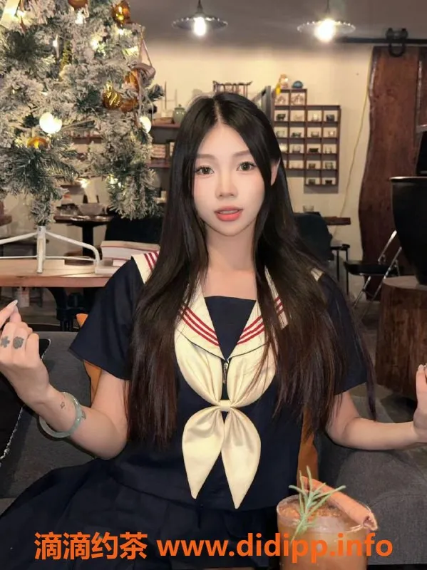 深圳楼凤-深圳南山星洛，19岁嫩妹，163、45kg，千元档