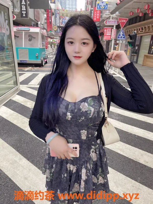 杭州上门服务-苏苏 21岁 165cm丰满妹子 价格1000p起