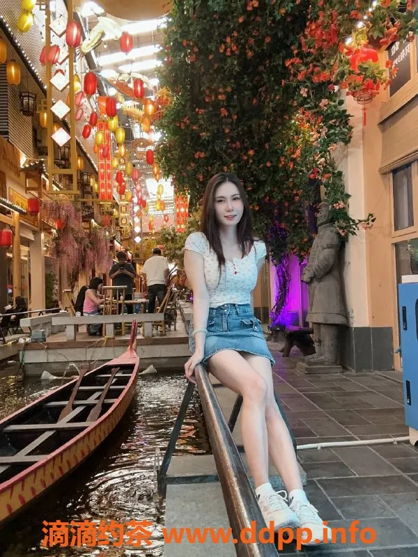 广州楼凤-天河小喵人妻，800元体验超值服务