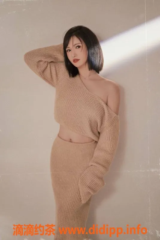 杭州楼凤-清原爱奈，25岁，165cm，轻松约998元，给你特别体验！