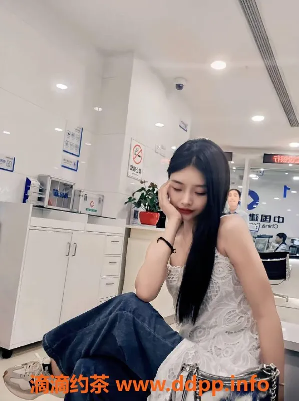 杭州楼凤-亲民双飞服务，娜娜欢迎你来体验