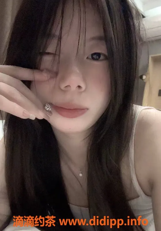 广州楼凤-白云楠楠嫩妹，水费600p，提供舌吻服务