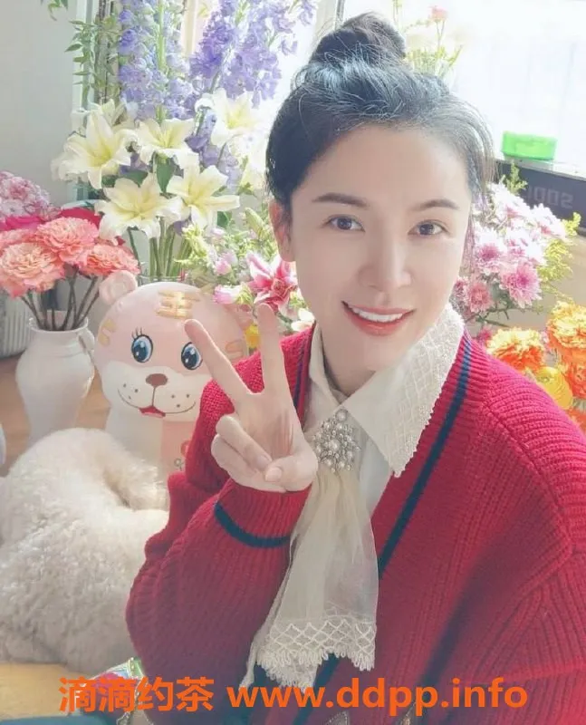 上海楼凤资源信息,普陀青雅老师福利特价，900元等你来体验！