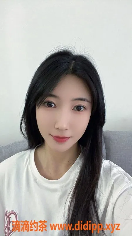 广州楼凤-天河菲菲，700元预约，真实视频验证