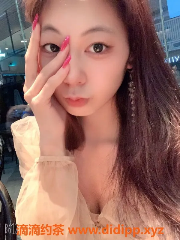 东莞楼凤-河南岸小蝶：155cm、98斤、23岁，C罩杯，服务多样