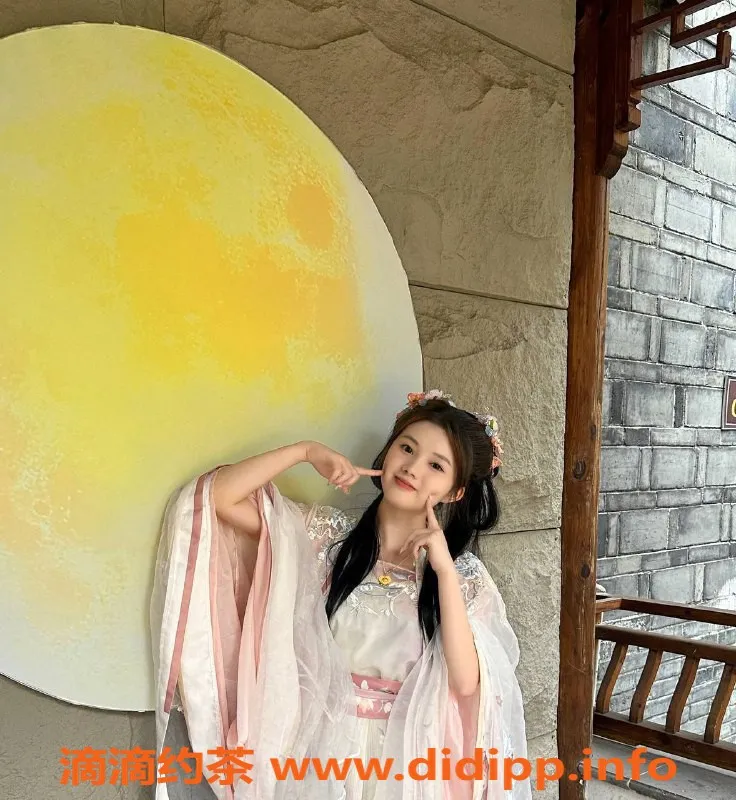 深圳楼凤-南山芙蕾雅 164cm B杯 1100起服务