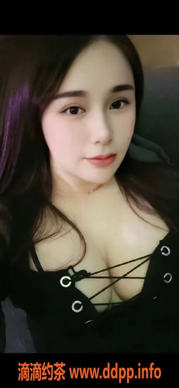 深圳楼凤-深圳小妞妞，165大胸，700元起服务