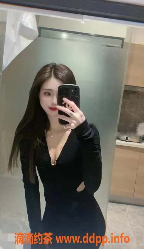 杭州楼凤-柚子 21岁 166cm 45kg 超粉嫩小女生睁开新姿势体验