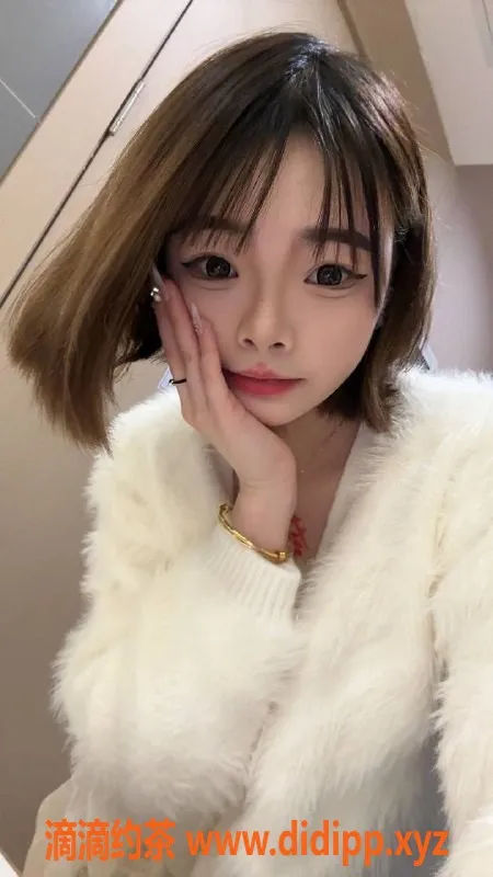 深圳楼凤-南山包包，165cm身材比例，900元超值服务