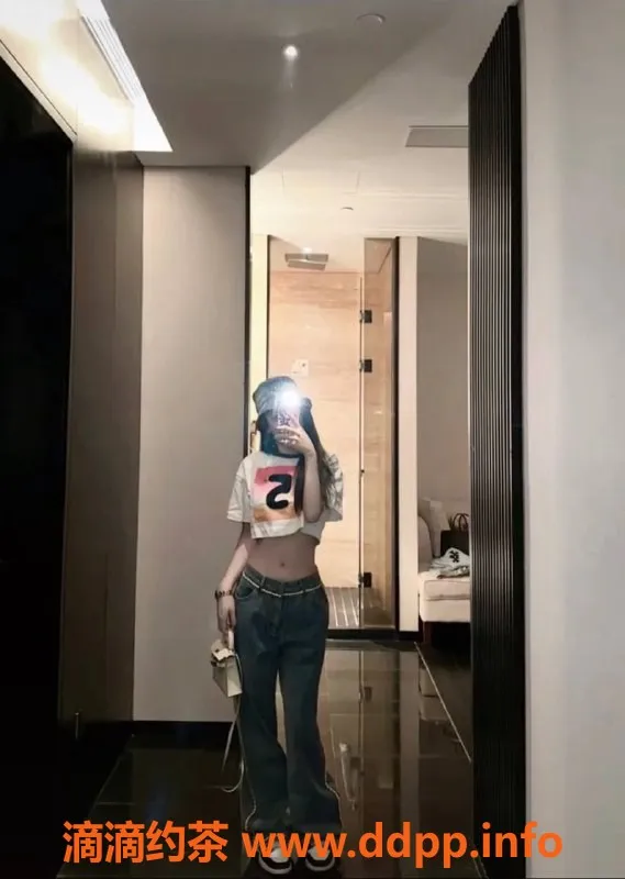 深圳楼凤-南山甘甜，制服诱惑，千元起服务！