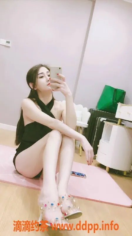 杭州楼凤-拱墅雅雯：168CM大胸女神，16P仅需28PP