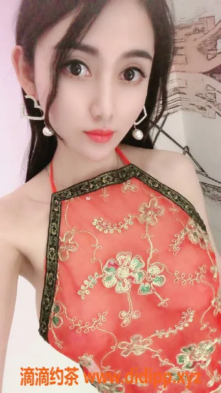 杭州楼凤-拱墅雅雯：168CM大胸女神，16P仅需28PP