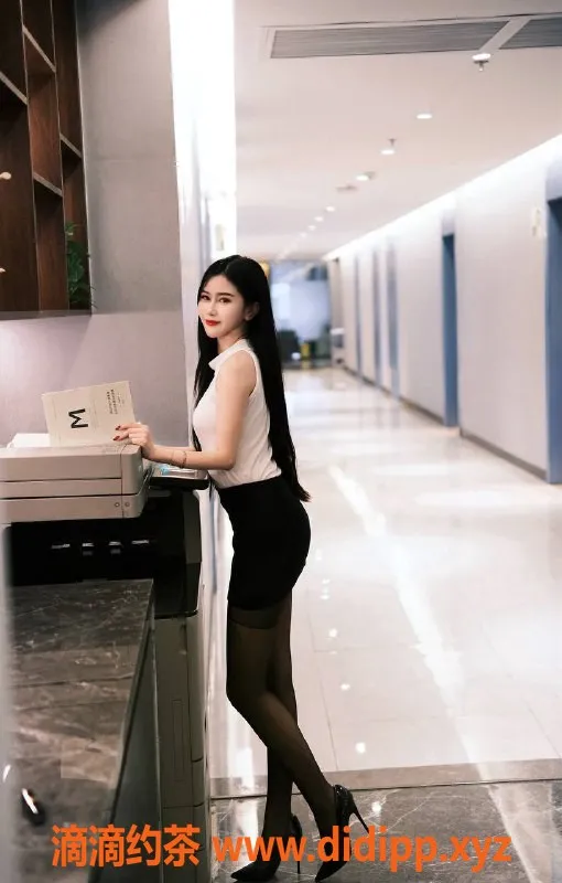 广州楼凤资源信息,深圳嫩妹晴晴，1000p畅玩SM体验