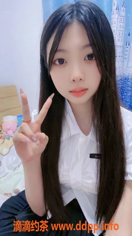 深圳楼凤资源信息,宝安小可爱，仅需800，亲嘴制服服务等你体验！