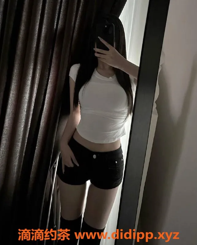 上海楼凤-普陀小允儿福利，原价2300现只需2000！