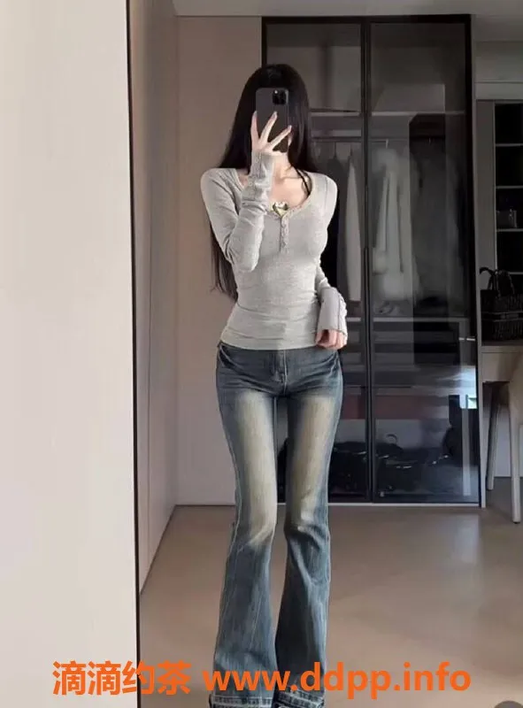 上海楼凤-普陀小允儿福利，原价2300现只需2000！