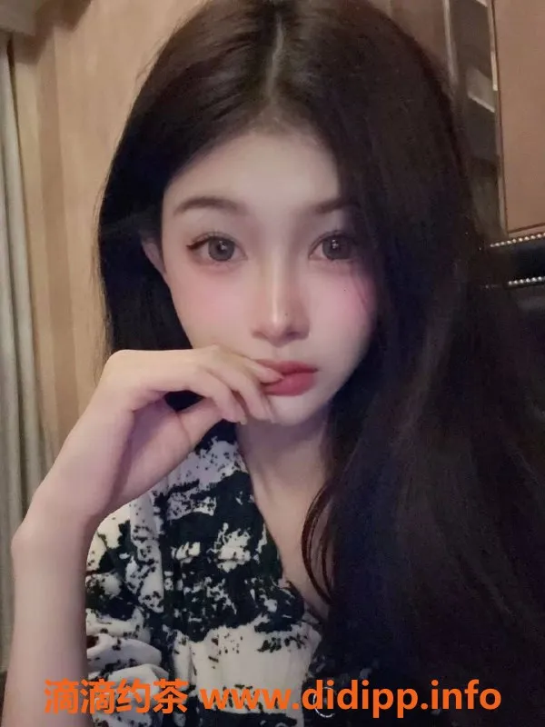 杭州楼凤资源信息,拱墅区21岁大学生，169cm身高，1200约体验