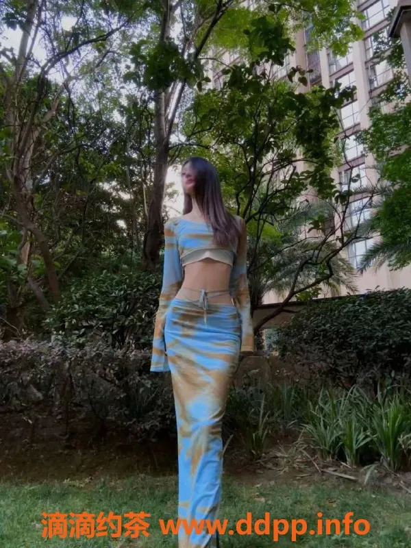 杭州楼凤-拱墅区21岁大学生，169cm身高，1200约体验