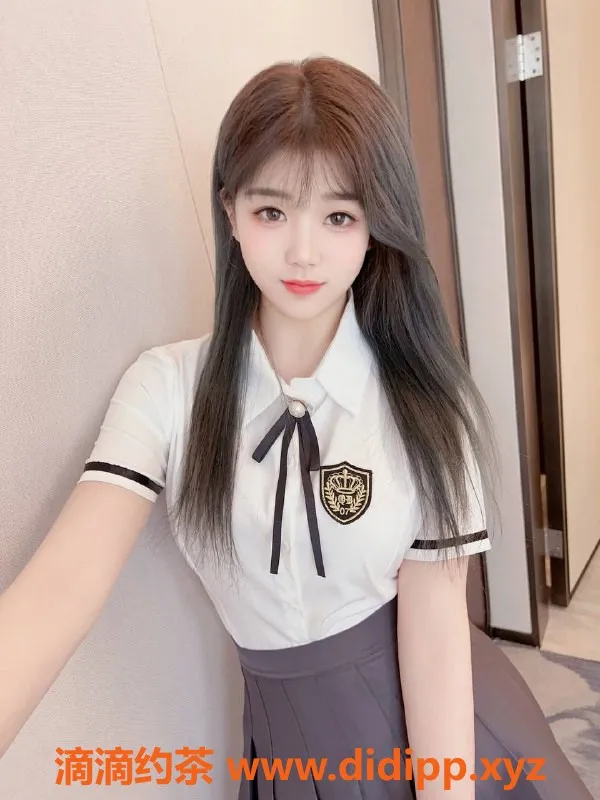 杭州楼凤-上城区19岁贝贝，171高挑长腿，1200元服务