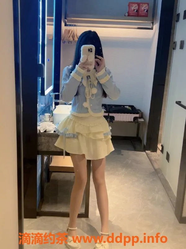 深圳楼凤-南山小雪儿，800元超值体验，制服丝袜诱惑